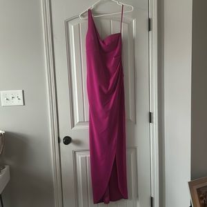 Windsor one shoulder dress!